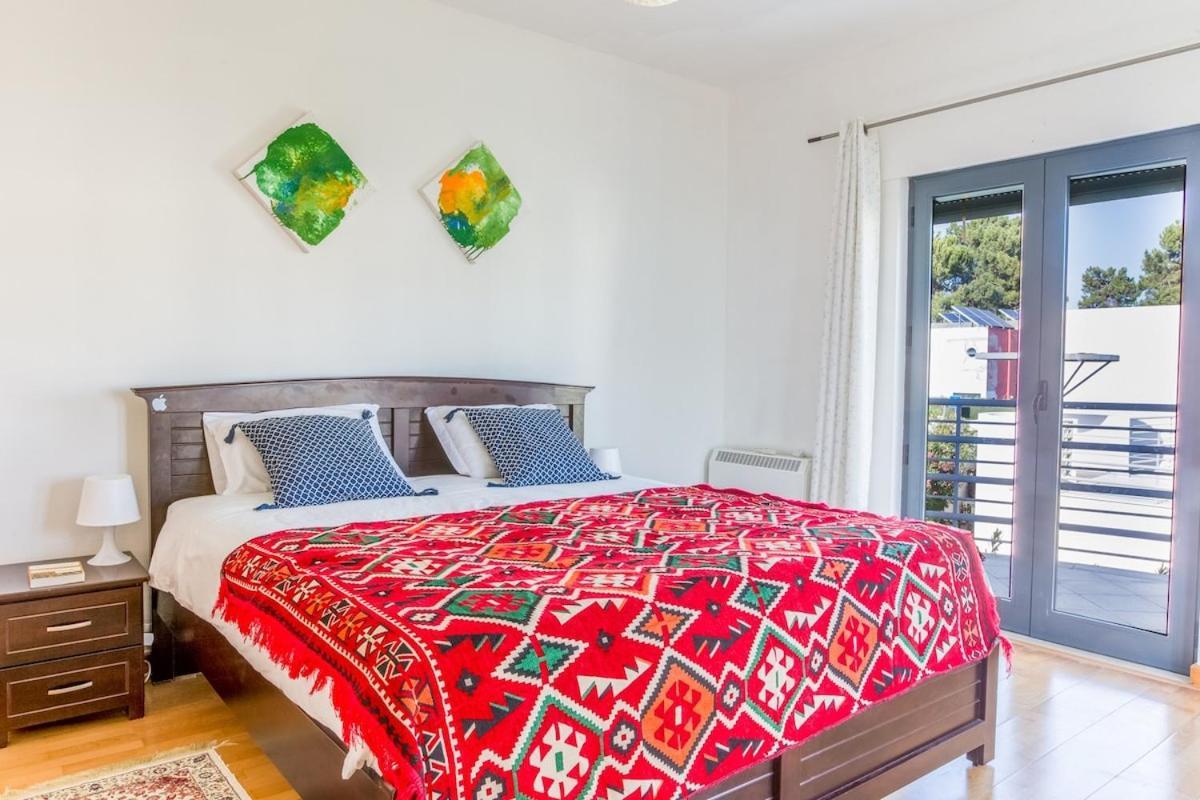 3 Bedroom Villa With Private Pool In Palmela Kültér fotó